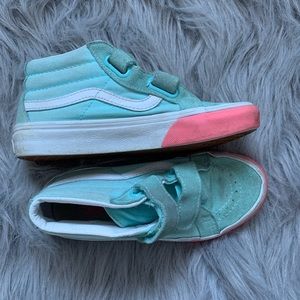 Kid vans